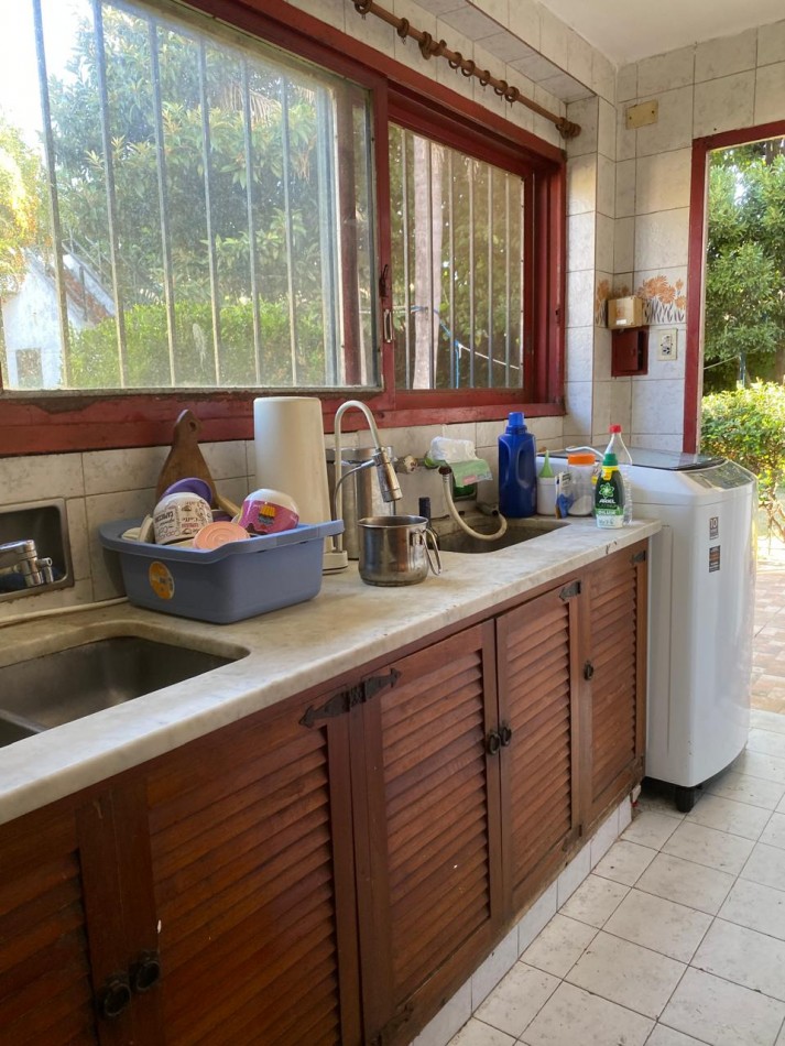 Casa 5 ambientes - Ituzaingo Sur