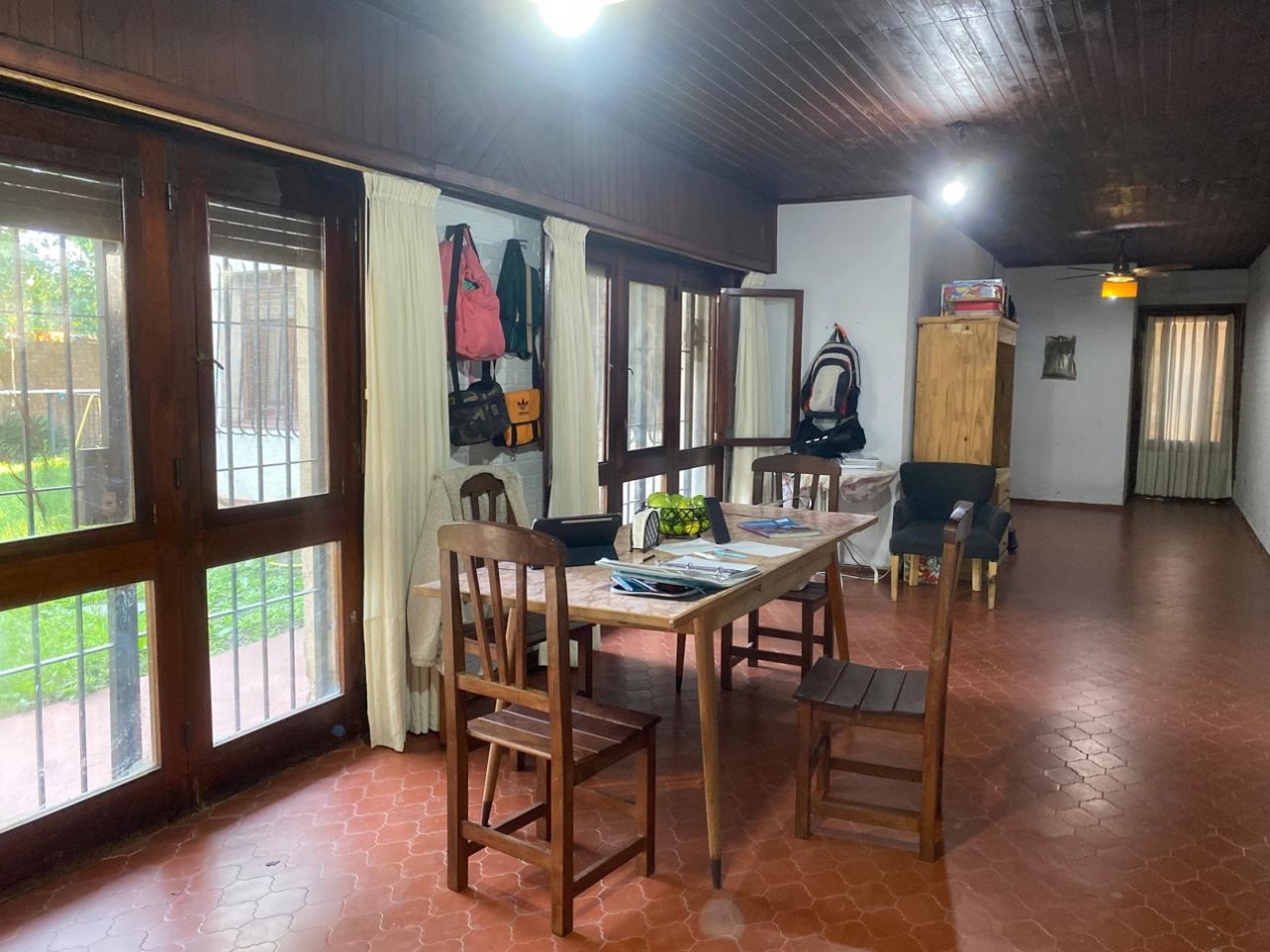 Casa 5 ambientes - Ituzaingo Sur