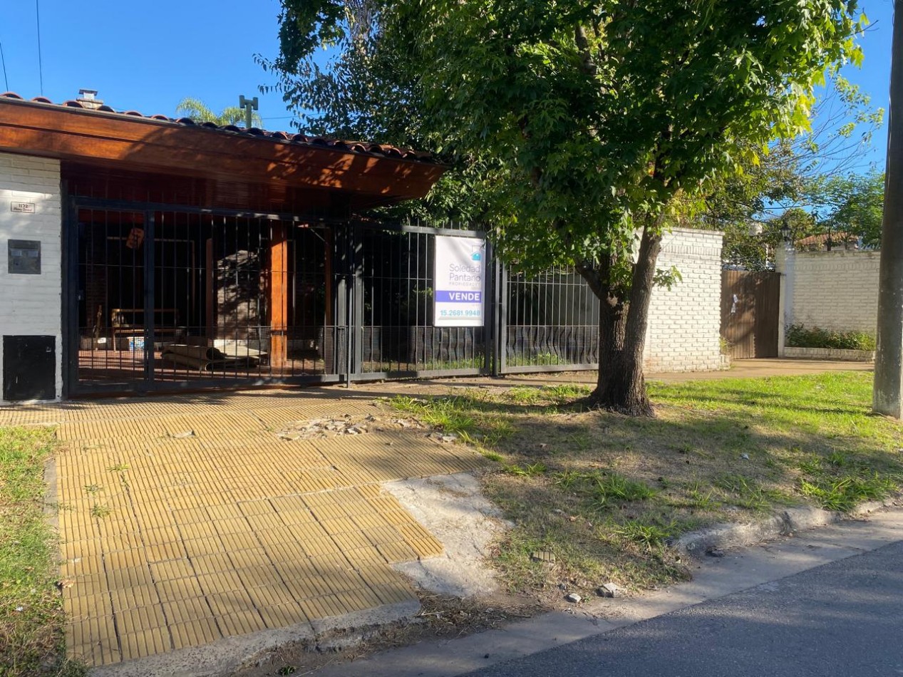 Casa 5 ambientes - Ituzaingo Sur