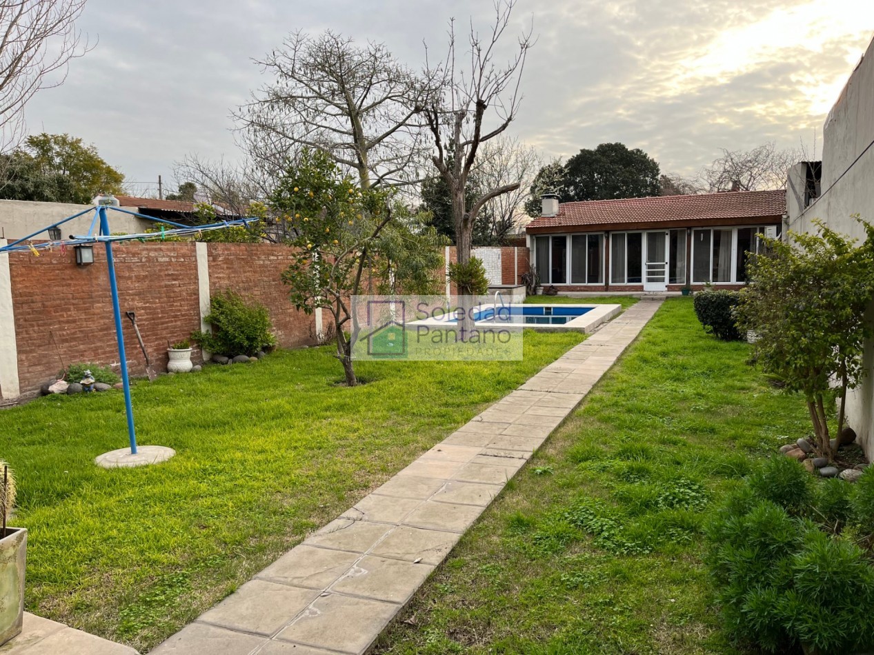 Chalet Impecable en Ituzaingo Norte