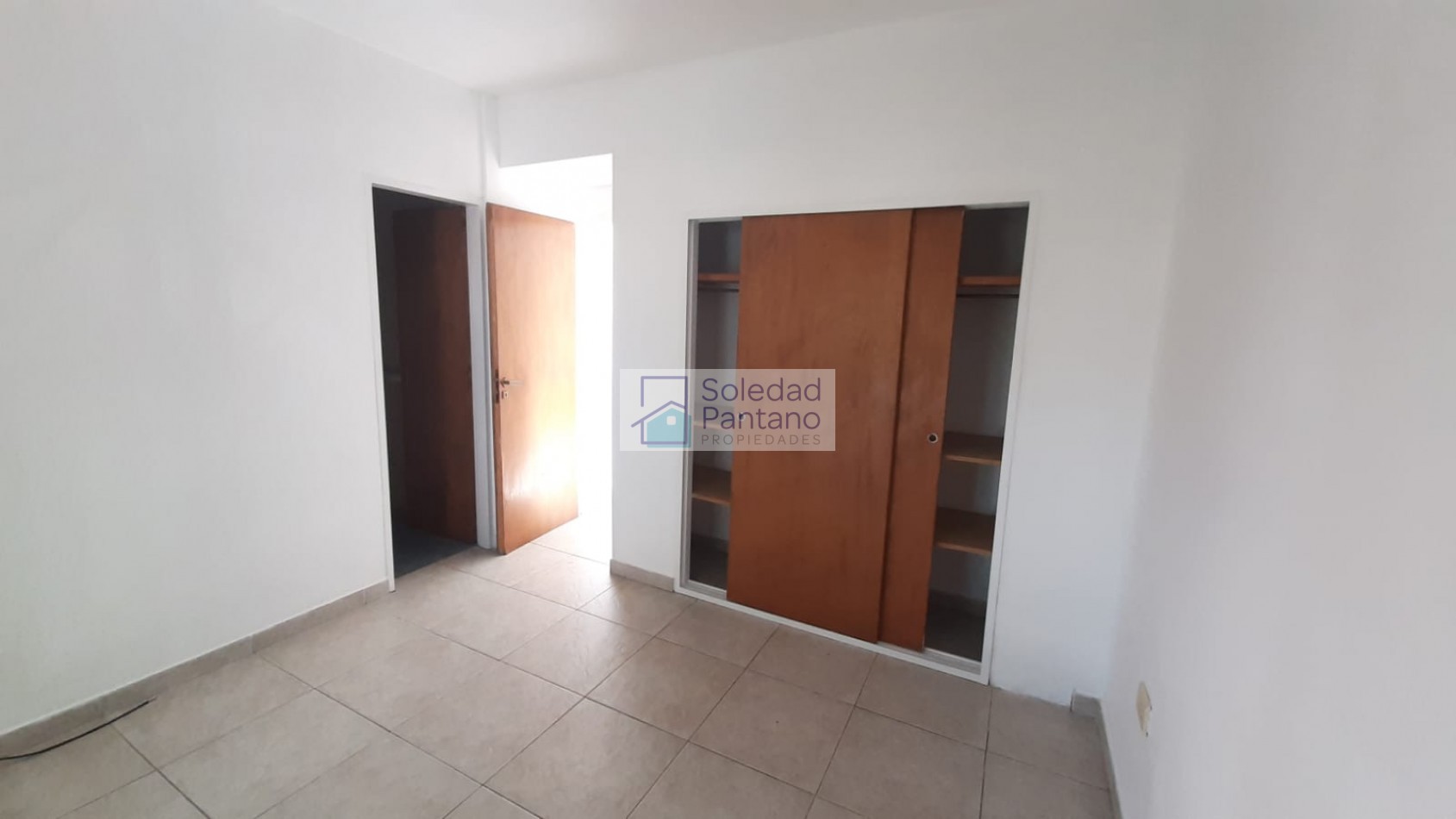 Departamento 2 ambientes con cochera