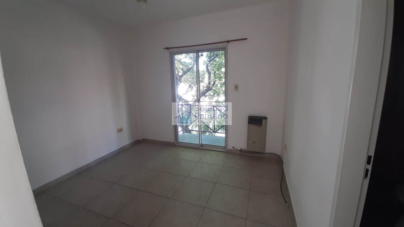 Departamento 2 ambientes con cochera