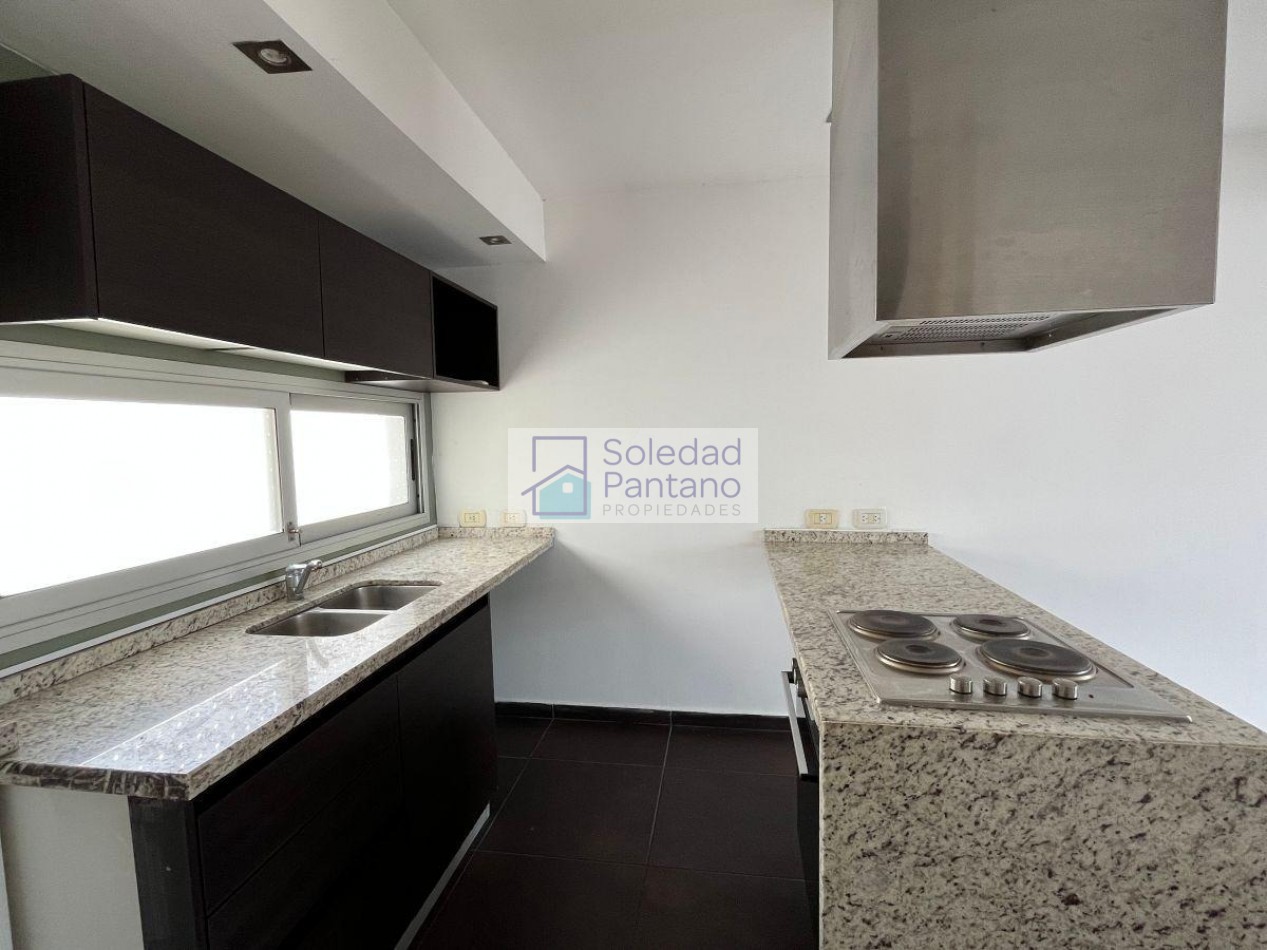 Departamento Tipo Duplex 3 Ambientes C/cochera - Castelar Sur