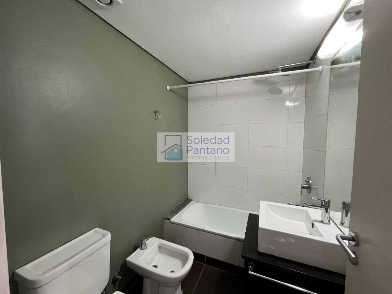 Departamento Tipo Duplex 3 Ambientes C/cochera - Castelar Sur