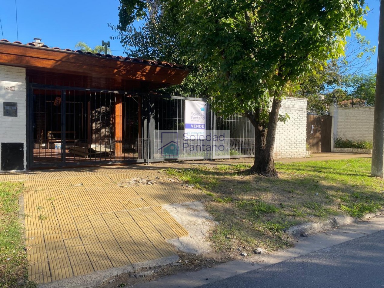 Casa 5 ambientes - Ituzaingo Sur
