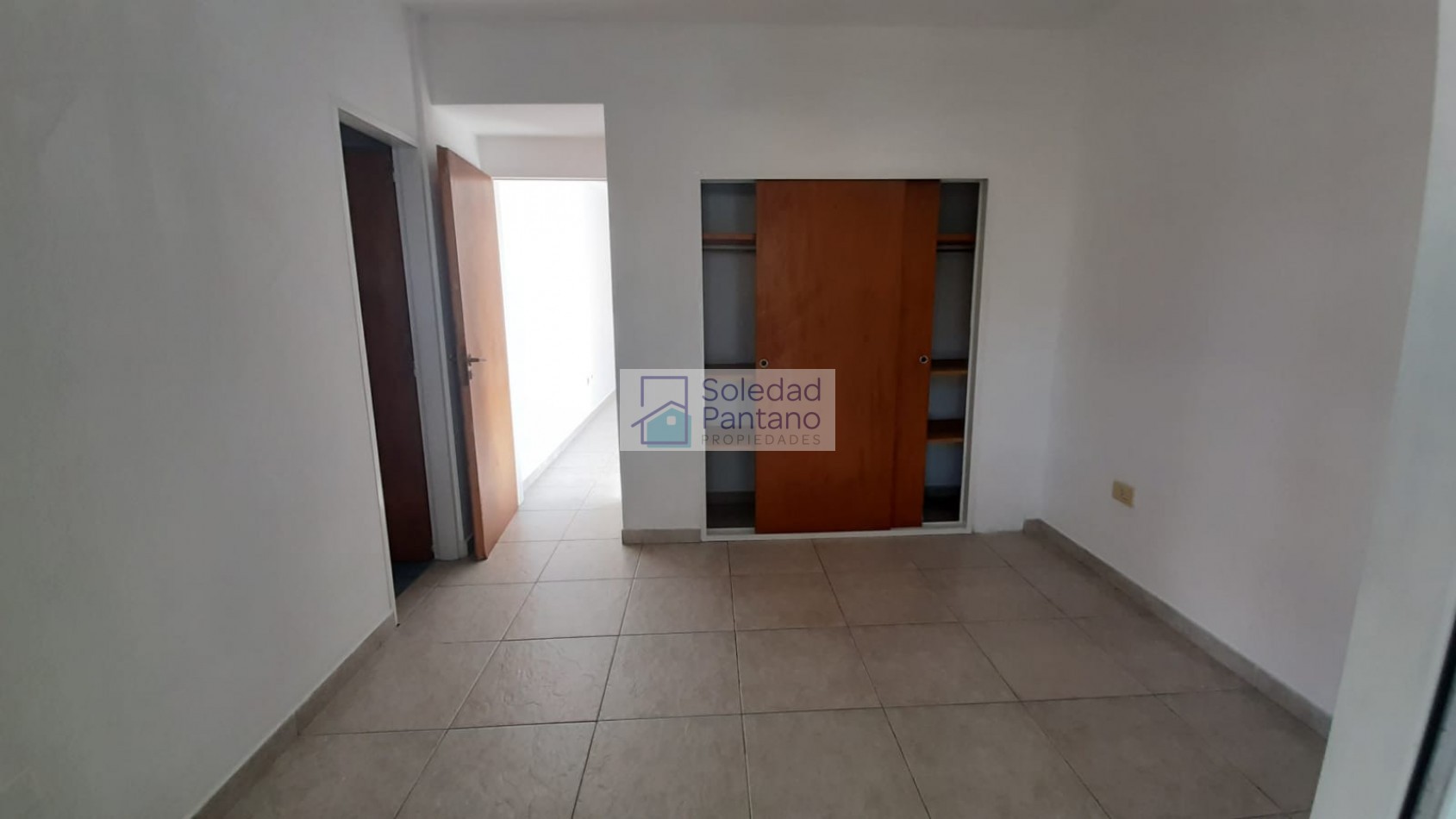 Departamento 2 ambientes con cochera