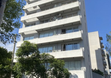 Departamento semipiso con cochera 